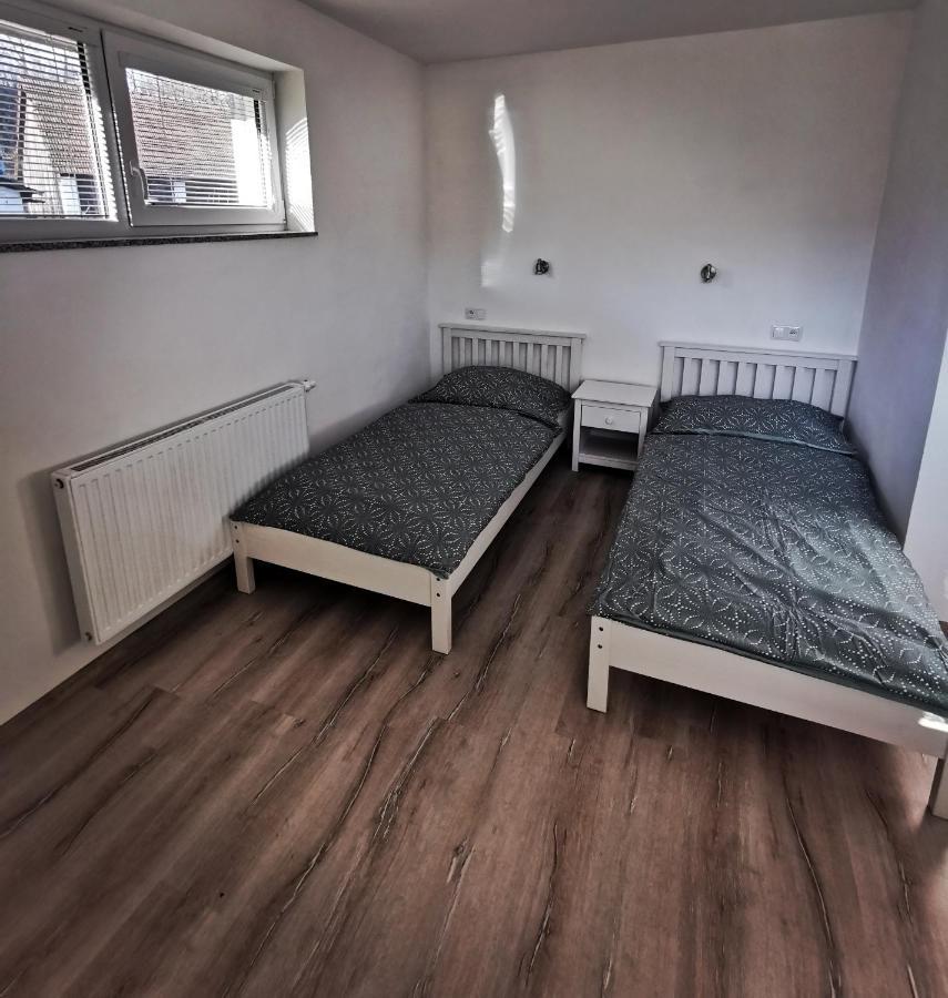 Privát SIMBA Apartman Sztrecsény Kültér fotó